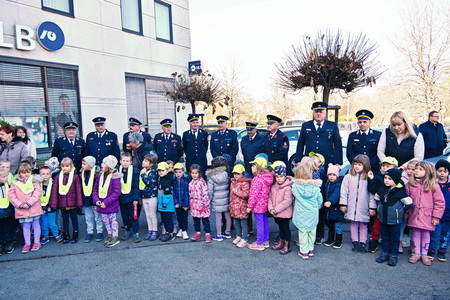 2025-11-14_Metika Prizig svec za zrtve prometnih nesrec_014